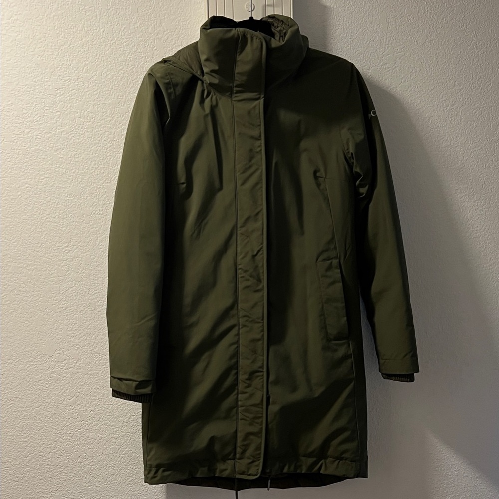 Women’s Olive Green Columbia Jacket reversible!